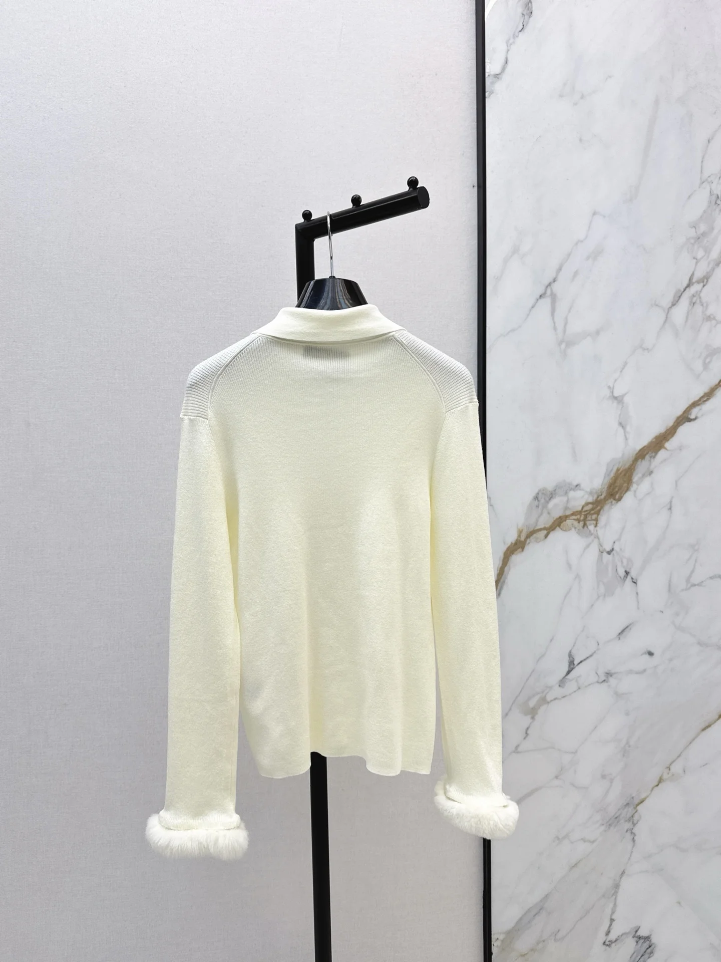 

High-quality early spring women's cream-colored wool blended knitted shirt collar cardigan SU263