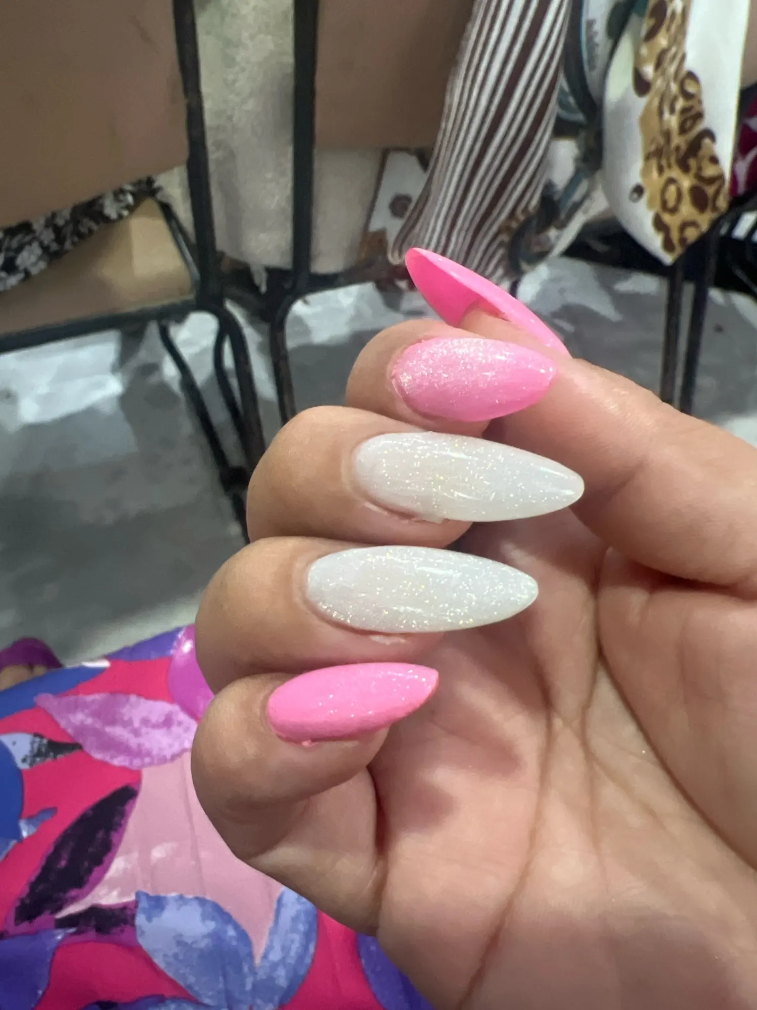 550pcs Soft Gel Nail Tips Medium Short Almond Coffin Full Cover Matte Extension Tool Acrylic Press on Nail French Manicure Decor photo review