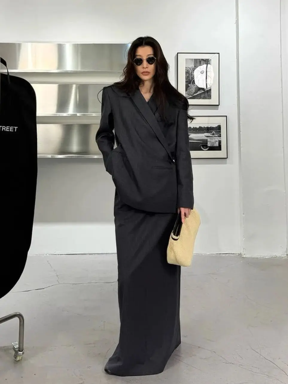 

Minimal fashionable autumn 2025 women's solid color wool blend skirt suit