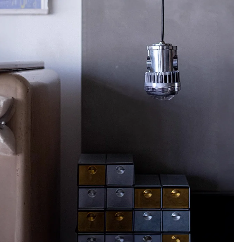 Luz colgante de bala espacial Vintage