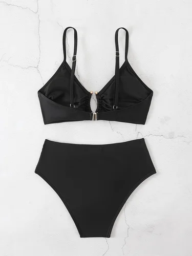 Imagen 2 del producto Recorte dorado europeo y americano de verano |   Conjunto de bikini para mujer, estilo elegante y lujoso, traje de gala de playa de verano