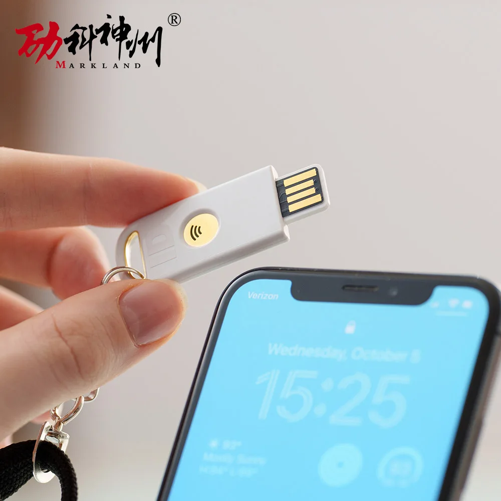 Chave de segurança Identiv uTrust FIDO2 NFC+ USB-A (FIDO, FIDO2, U2F, PIV, TOTP, HOTP, WebAuth)