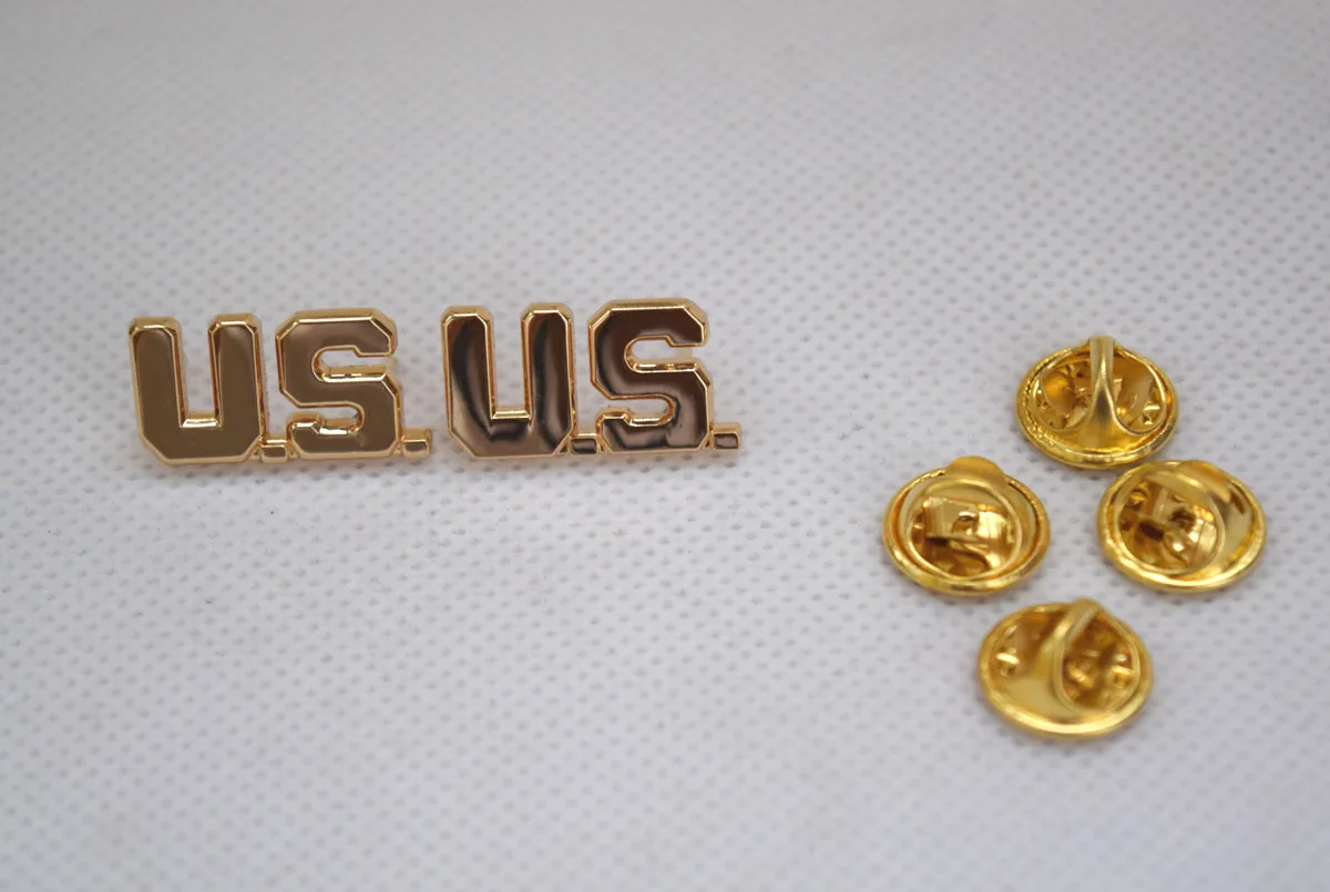 Pair of US U.S. Officer Lapel badges Insignal Pins