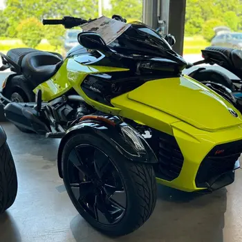 Can-Am Spyder F3s 2025-Moto de sport et de tourisme à 3 roue...