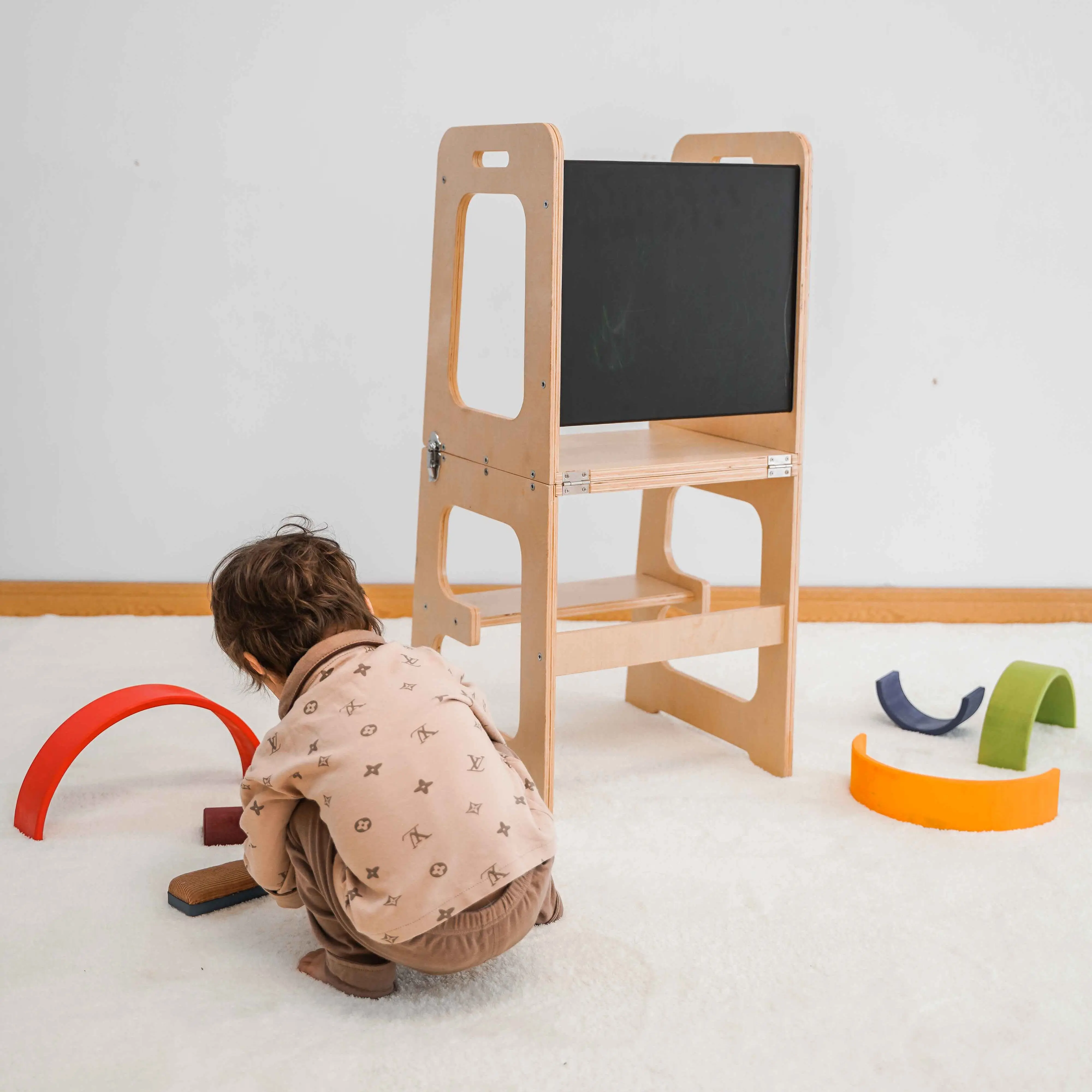 XIHATOY Learning Tower Hand Wash Kitchen Helper Stool For Toddlers Montessori Learning Stool Standing Tower With Blackboard