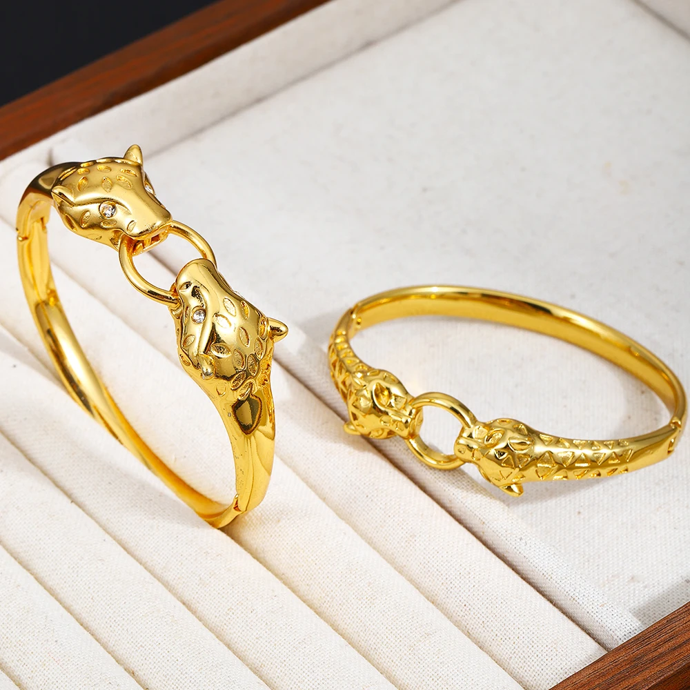 2 قطعة/المجموعة خمر الفاخرة ليوبارد رئيس مشبك زوجين الفولاذ المقاوم للصدأ سوار الإسورة ، وضعتها مجوهرات الذهب اللون مقاوم للماء