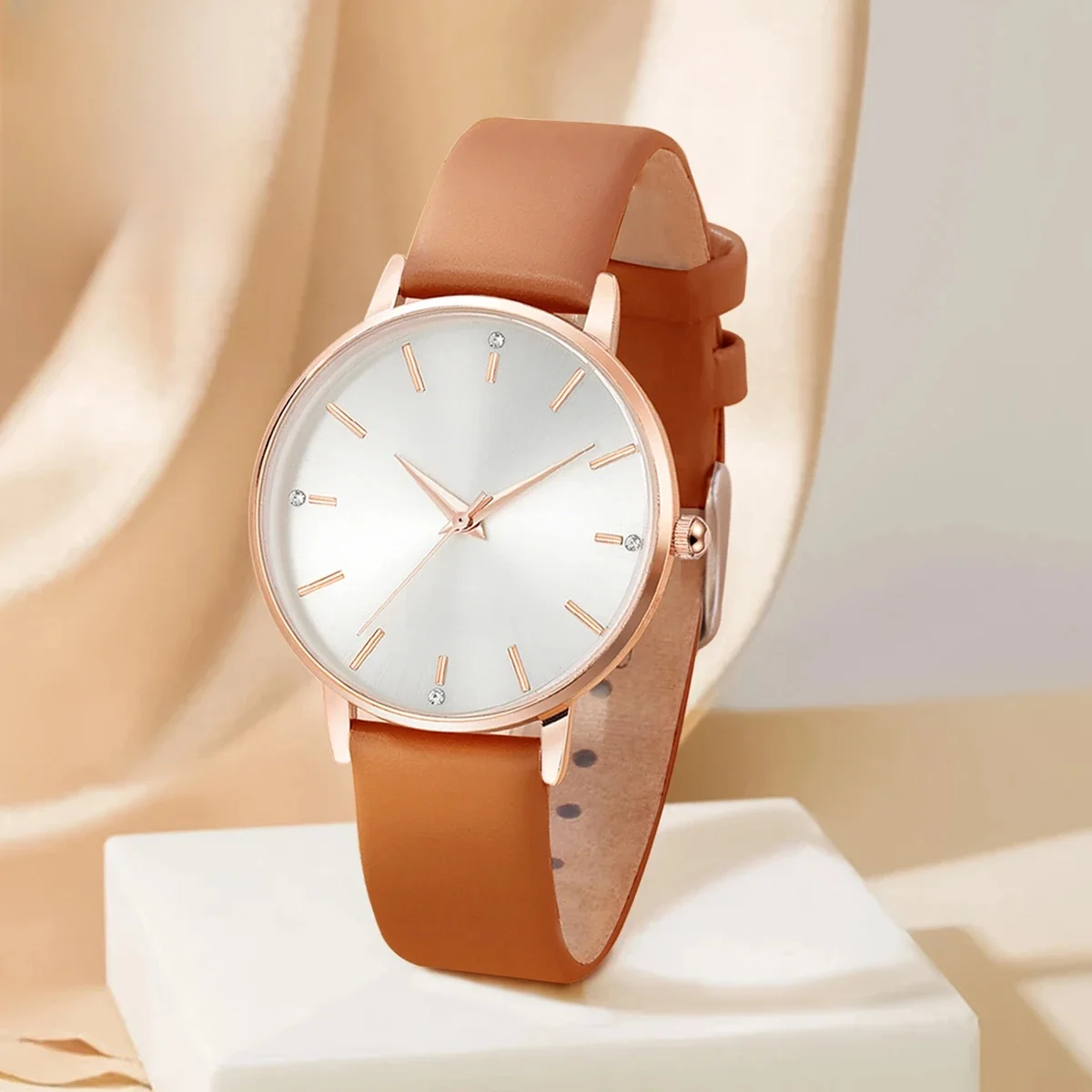 Montres pour femmes bracelet en cuir montres de luxe montre à Quartz montre-Bracelet décontractée pour les femmes