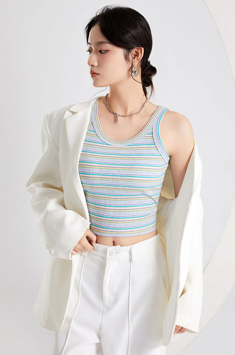 Ribbed Women's Camisole Short Crop Tops Padded with Bust Striped Color Base Layer Tank Sleeveless Female Blouse Undershirt C5712