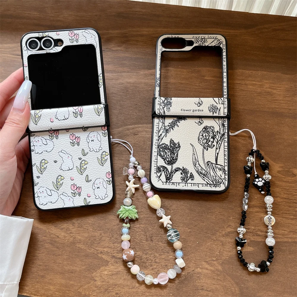 Ins Leather Cute Rabbit Flower Phone Case for Samsung Galaxy Z Flip7 6 5 Flip5 4 3 Flip6 Case Shockproof Funda with Chain Cover