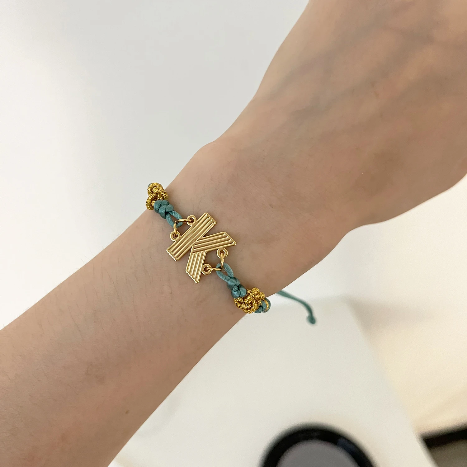 Personal isierte kunden spezifische gestreifte Initialen Seil kette Armband Edelstahl 18 Karat vergoldeten Schmuck beste Weihnachts geschenk für Frauen