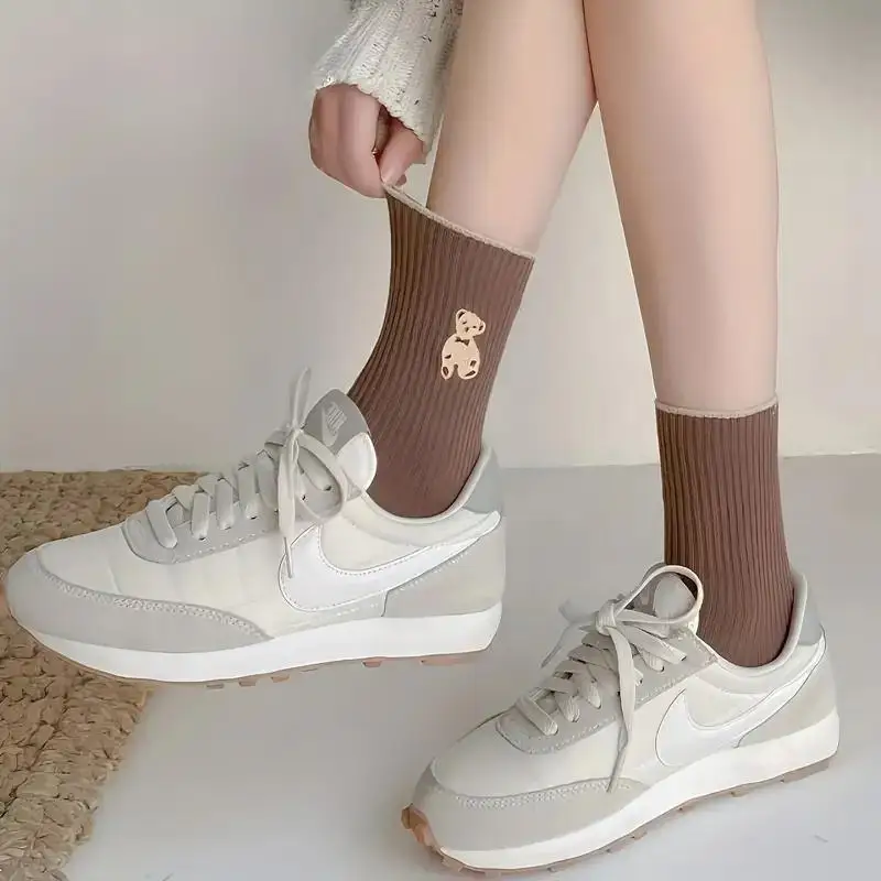 

5 Pairs of Cartoon Teddy Bear Socks, Breathable and Skin Friendly, Suitable for Casual Daily Wear and Gift Giving