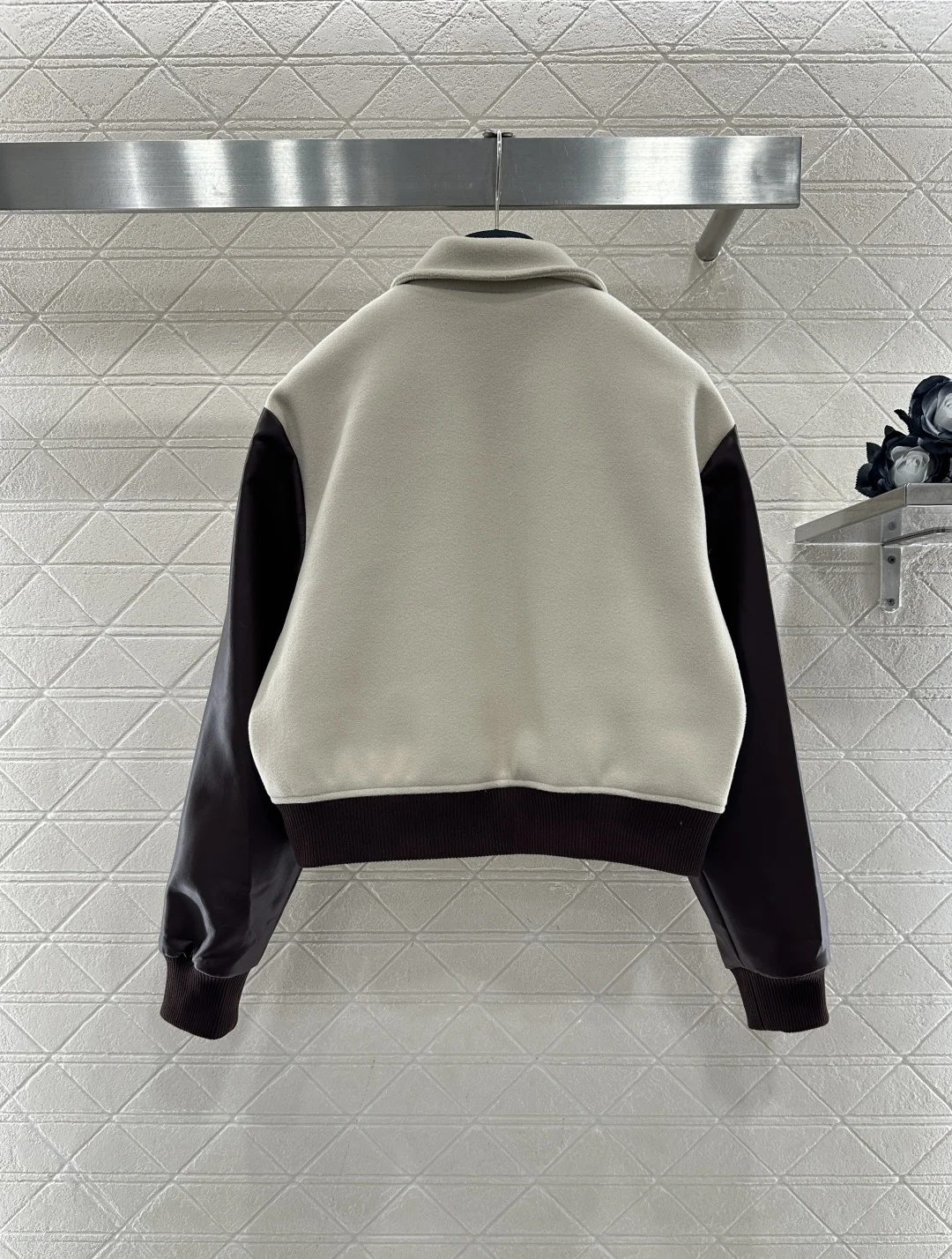 

Women's Coat 2026 New Product Launched, Spliced Leather Baseball Woolen Coat