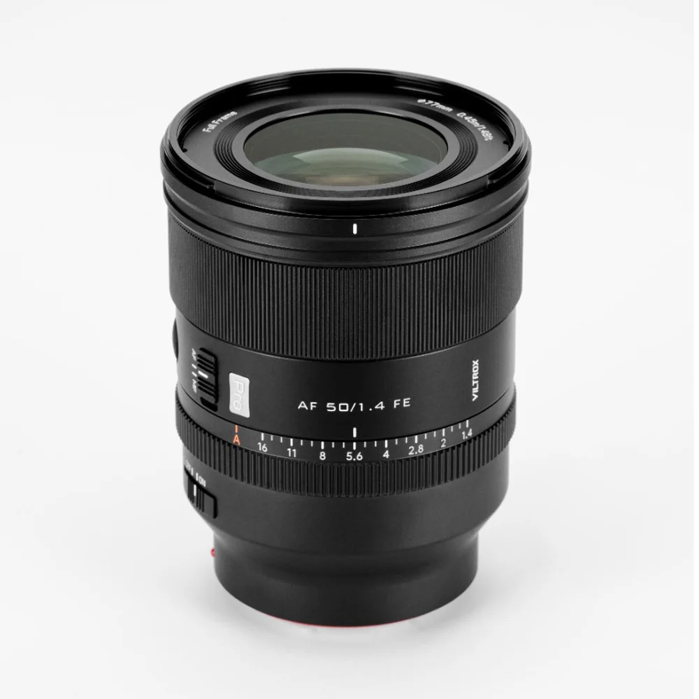 

Объектив Viltrox 50mm F1.4 Pro FE AF для полнокадровых камер Sony E-Mount (A7 III, A7R III, A6300, A6600, A6400, A9, A7R4) с автофокусом