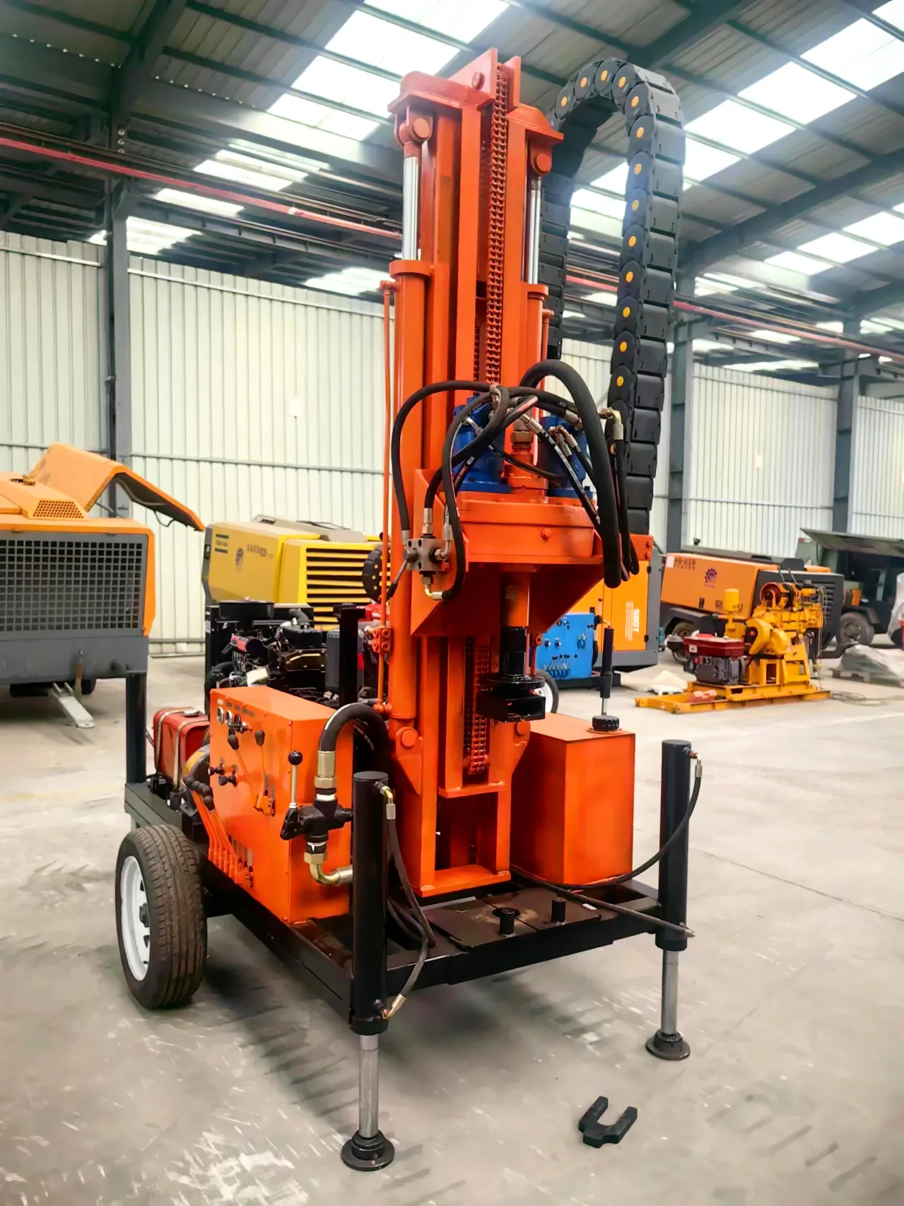 تخصيص 200M منصات حفر آبار المياه عجلات نوع منصات الحفر الهيدروليكية للبيع #6