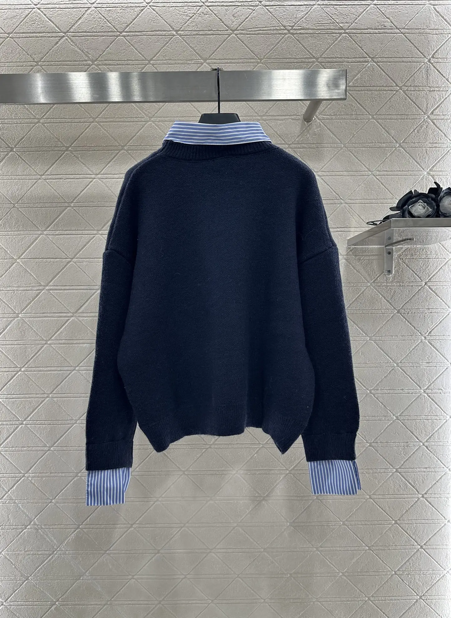 

Женский комплект из двух предметов ранней осени 2025 года, новая футболка из шерстяного материала с лацканами, вязаный топ, юбка с воротником-стойкой, комплект