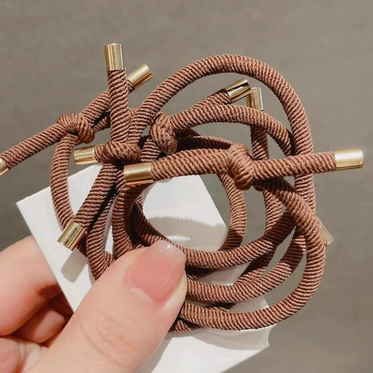 10 stuks hoge elastische knoop spiraal elastiekjes haarbanden koffie zwart minimalistisch zacht voor het haar voor veilige paardenstaarten stijlvol duurzaam