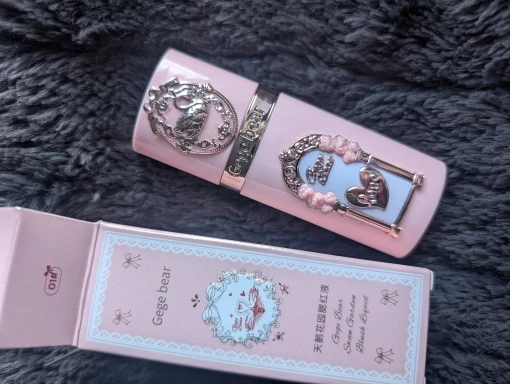 Gege bear Strawberry Cupid Pink Pop Set Velvet Matte Lip Cream Pressed Powder Liquid Blush Set Long Lasting Lightweight Makeu photo review