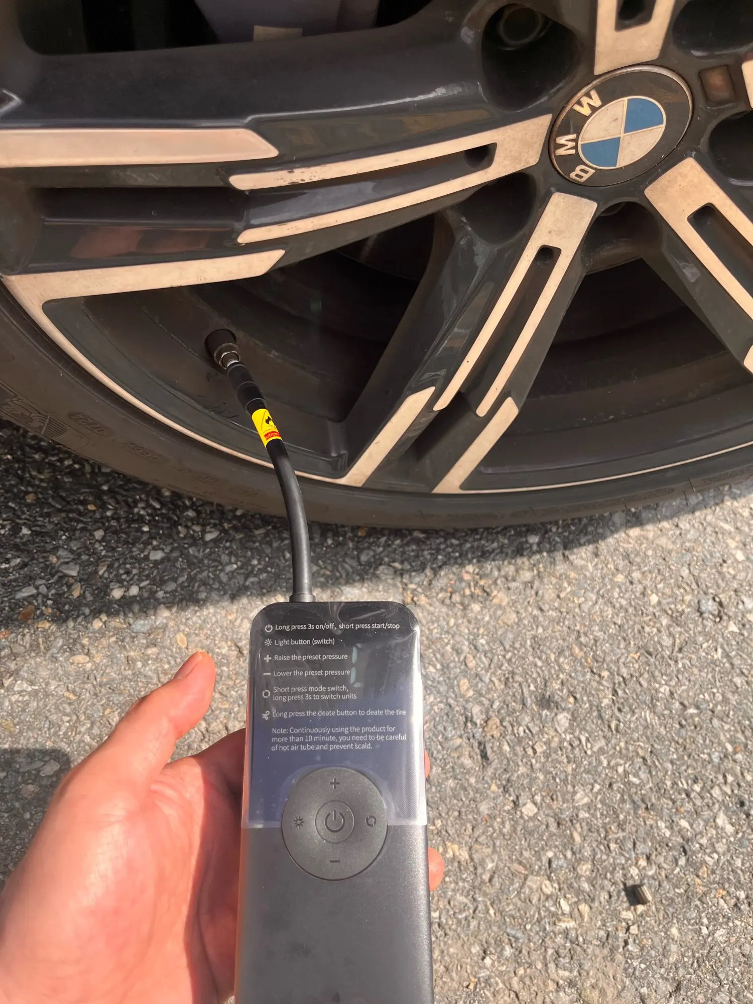 VanVolt AirGo™ Cordless Digital Tyre Inflator - Portable 150 PSI Air Pump photo review