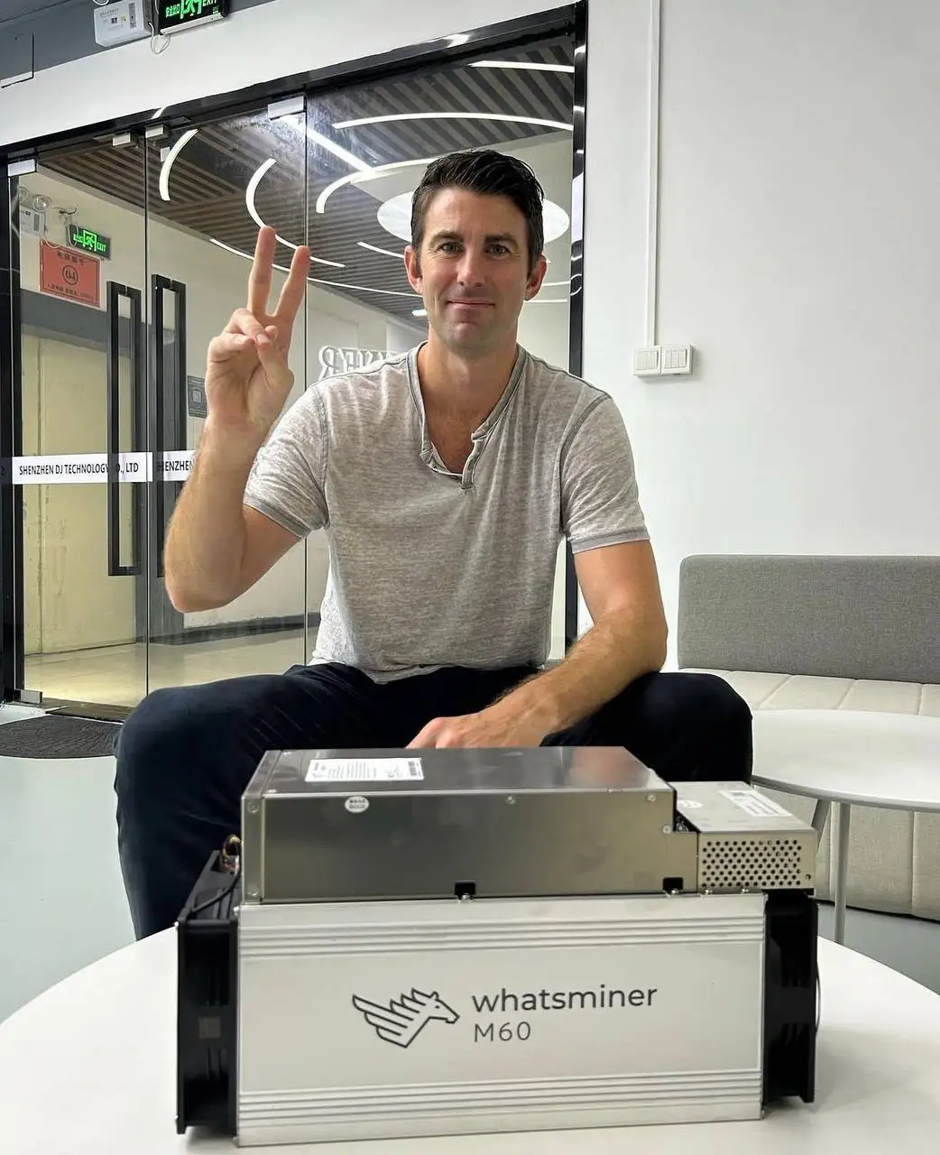 W!W Order 5 Pay For 3 MicroBT Whatsminer M60 172TH ASIC Mining Rig&Factory Price Digital Mining Farm 172T Minero BTC