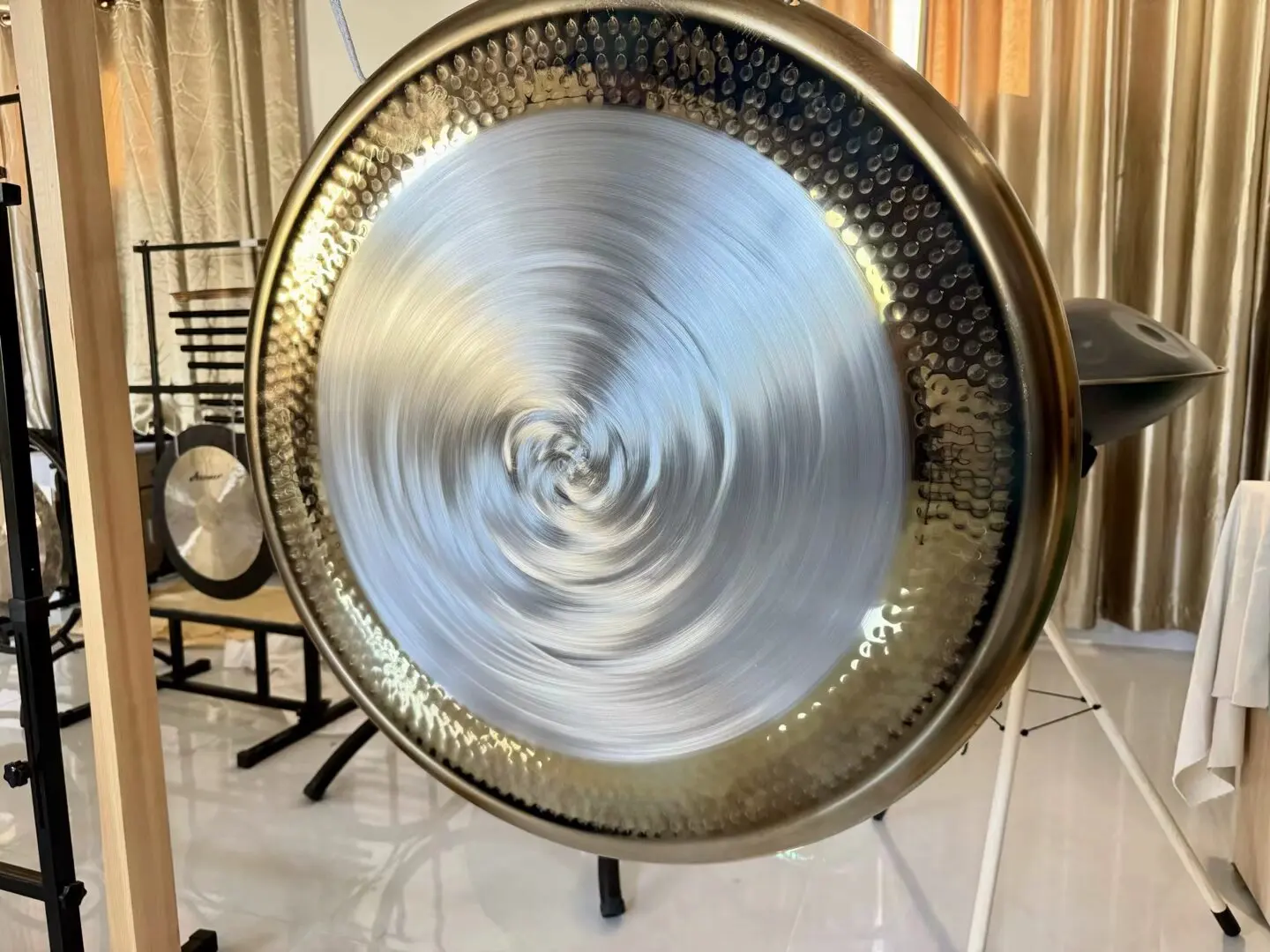 

Arborea 80cm Alloy Gong with Gong Mallet Professional Sound Threapy Gong Meditation Gong for