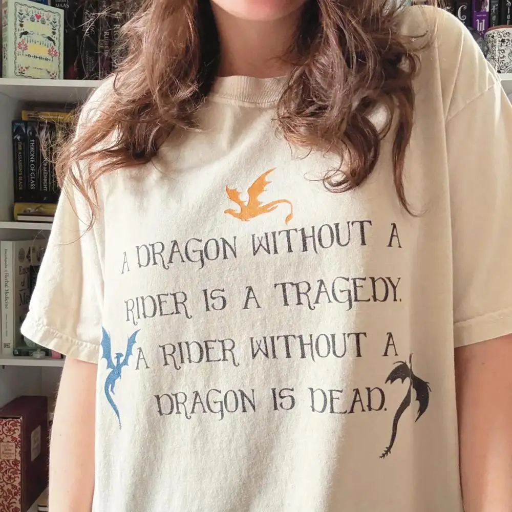 

Женская хлопковая футболка с ониксом Storm Tee A Dragon Without a Rider Футболка Фэнтези Book Цитата Рубашка Dragon Rider Модные укороченные топы
