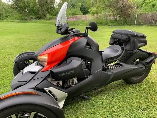 Top- Quality Saddlemen tail bag for Can-Am Ryker