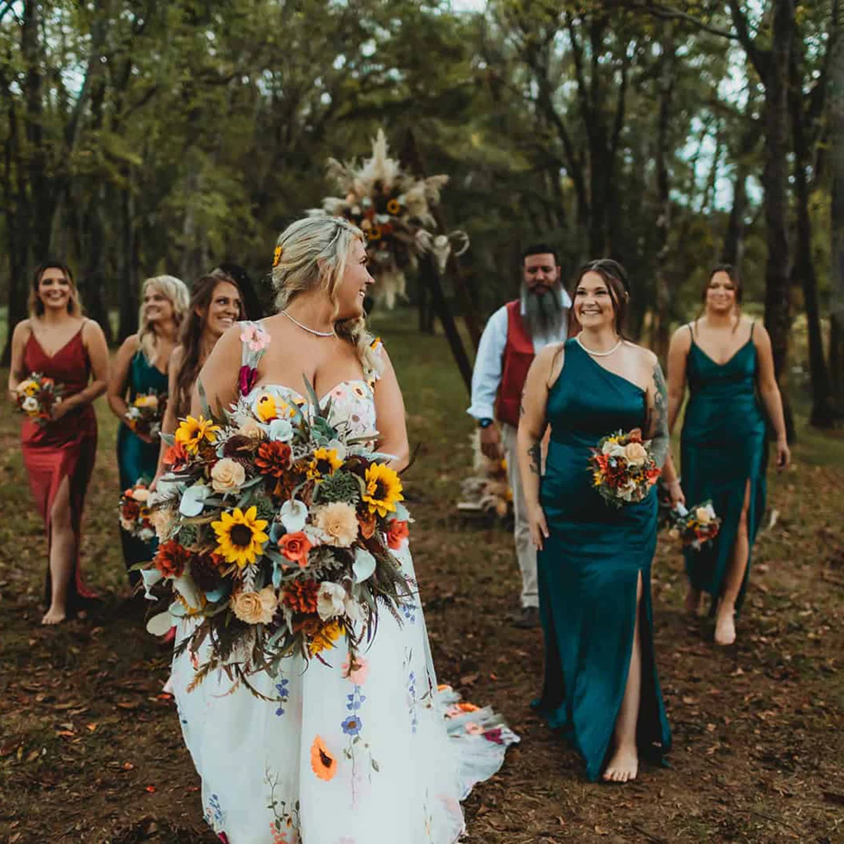 Sweetheart Customized Garden Colorful Wedding Dress Woodland Soft Tulle Embroidered Wide Straps Zipper Big Size Bridal Gowns