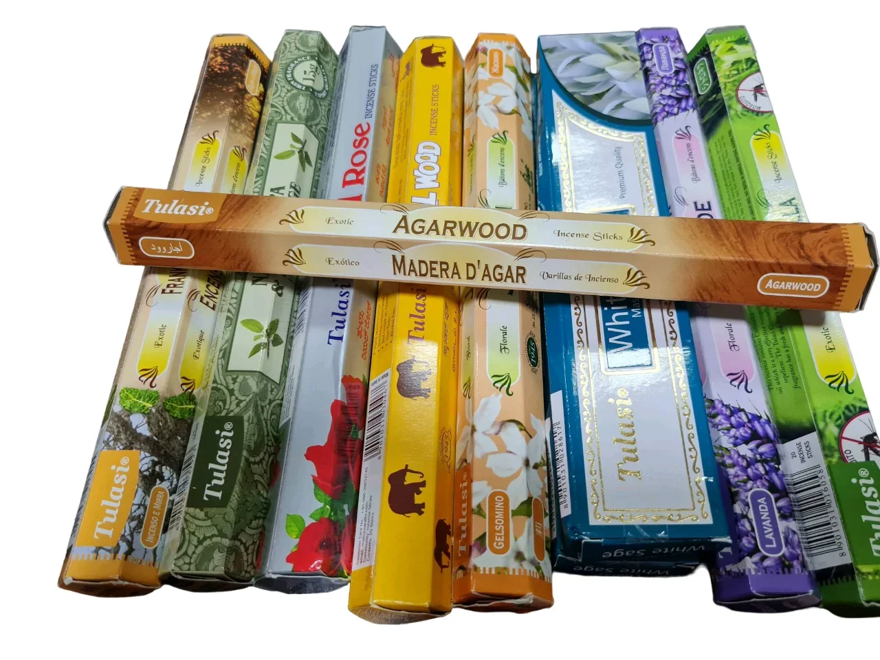 Batch of incense Tulasi-assortment of 15 boxes-300 rods-Pack of incense assorted fragrances-White Sage, lavender, Nag Champa, Palo Santo, vanilla, coconut, cinnamon, myrrrh, sandalwood, azmicle, Jasmine, lemon