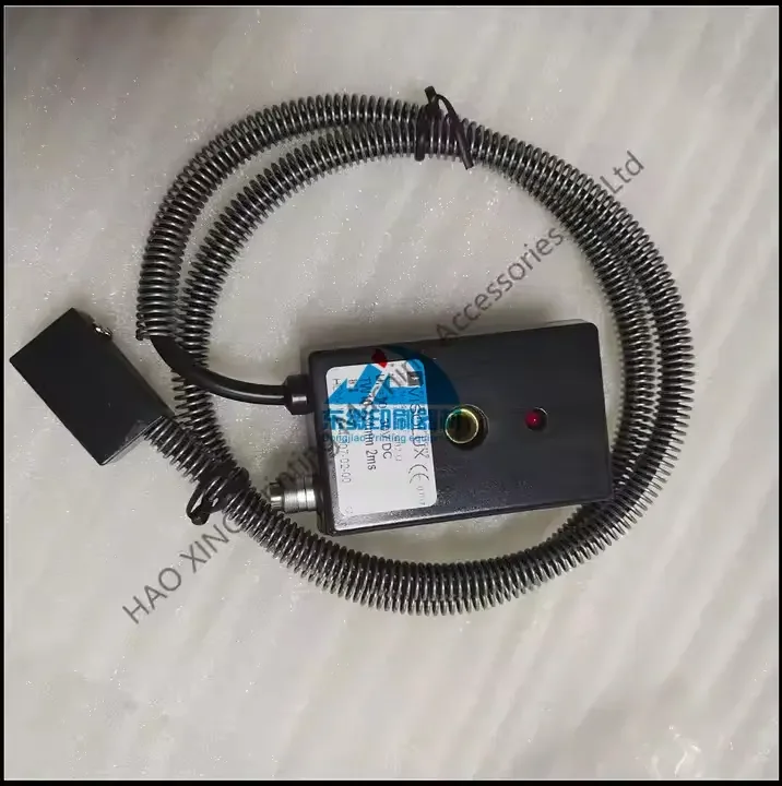 

HDM-Nr : 244-307-02-00 Sensor for Folding Machine Knife Section Sensor 419267 Photoelectric Switch Part