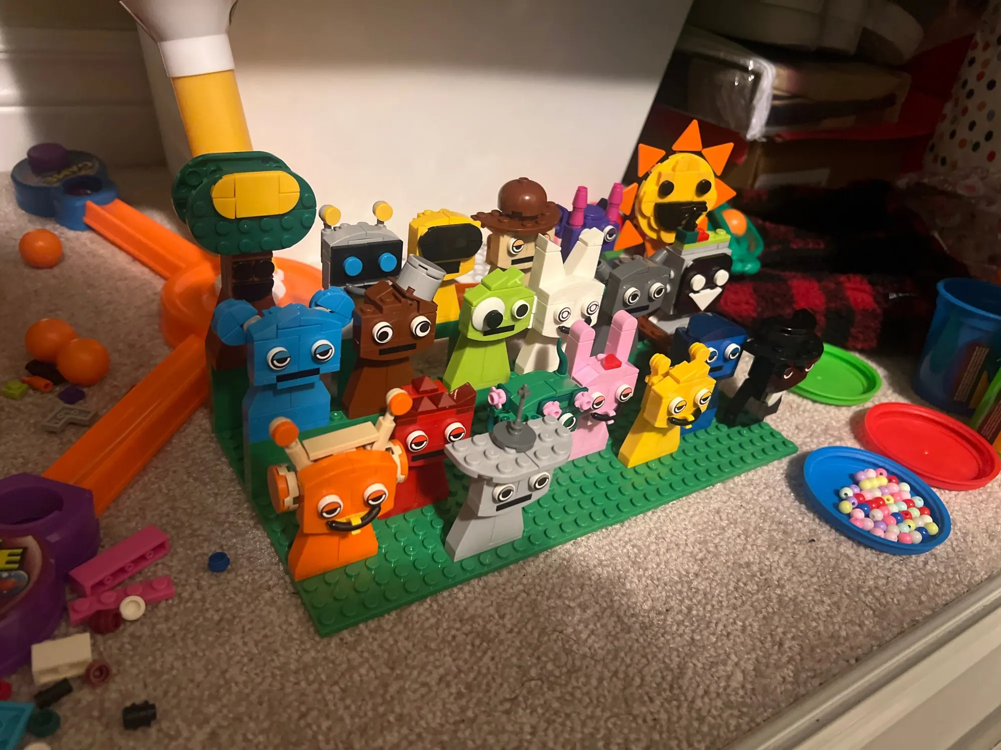 Hot Sprunki Building Blocks Toys Sets Classic Game Cartoon Doll 18 Figures Model Bricks Children's toys Holiday Birthday Gifts photo review