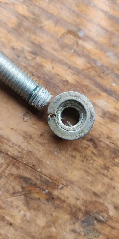 50ml Threadlocker Screw Glue Quickly Cured Thread Locking Agent Anaerobic Adhesive Corrosion-Resistant Anti-Loosening Glue photo review