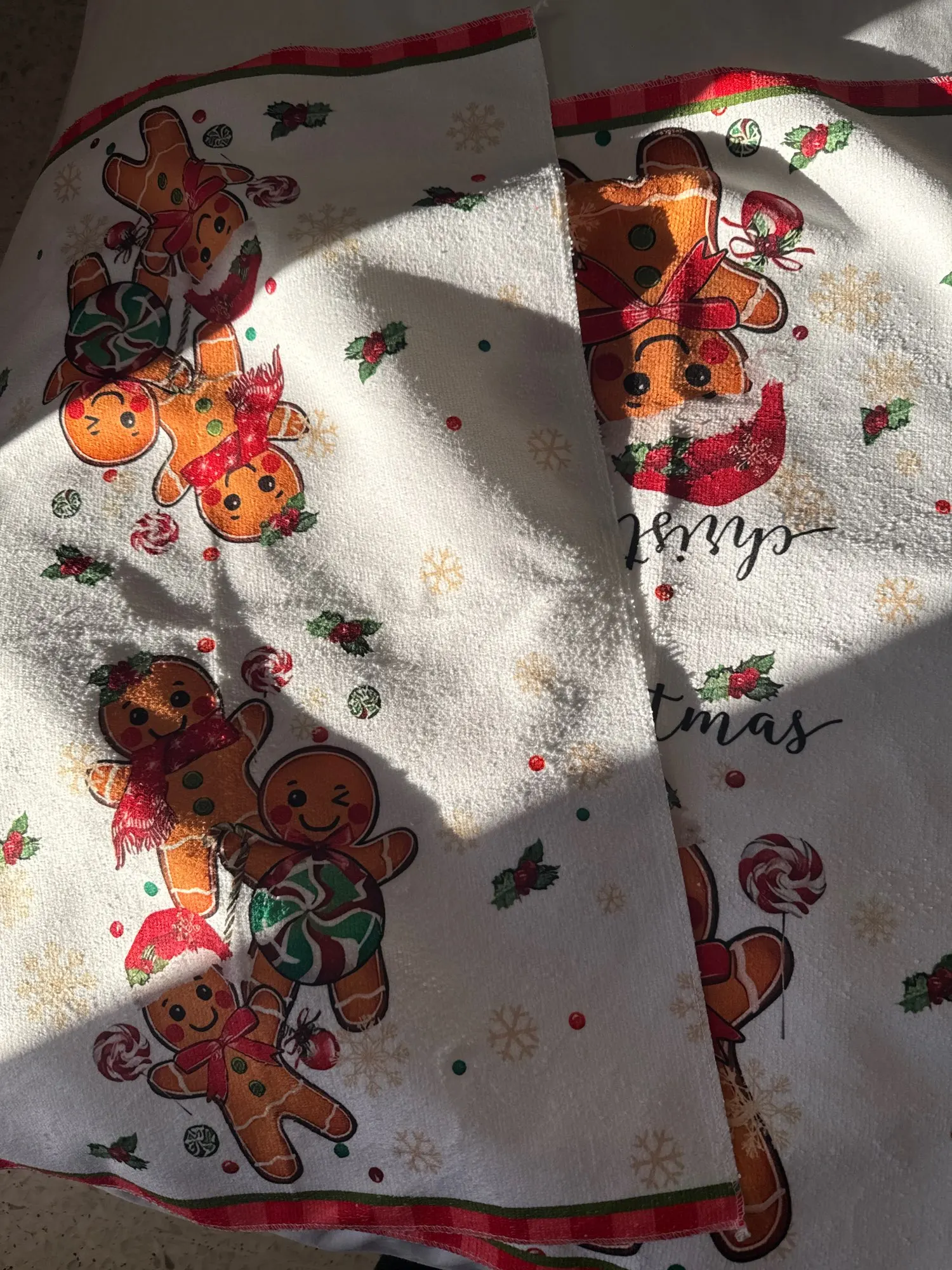 Thickened Disposable Kitchen Paper Towels- Multi-Fold Design for Wet & Dry Use, Ideal for Christmas, Halloween, Picnics, Parties photo review