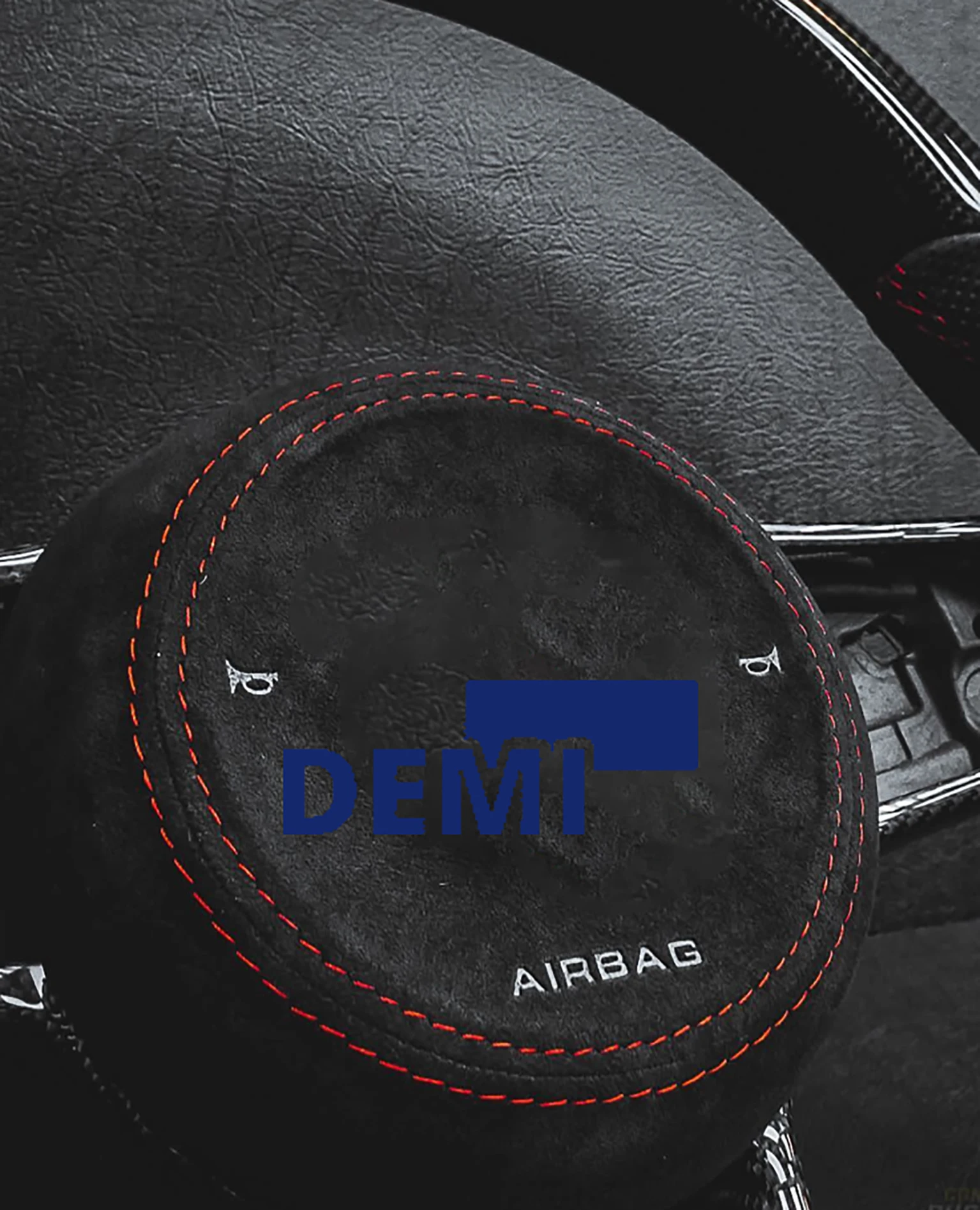 Suitable for the carbon fiber steering wheel of Golf 7 GTI R R-LINE