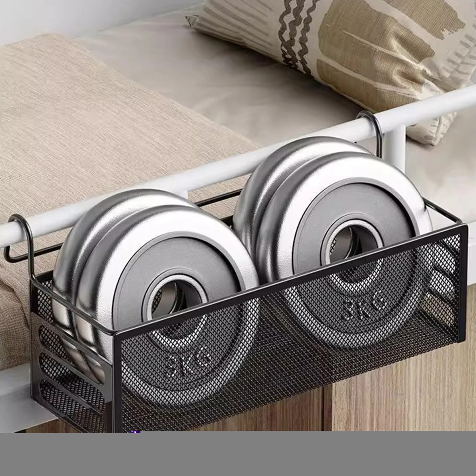 سلة تخزين معلقة بجانب السرير، موفرة للمساحة، رف معدني متعدد الوظائف بجانب السرير لسرير مكتب الفندق وغرفة النوم والسرير بطابقين