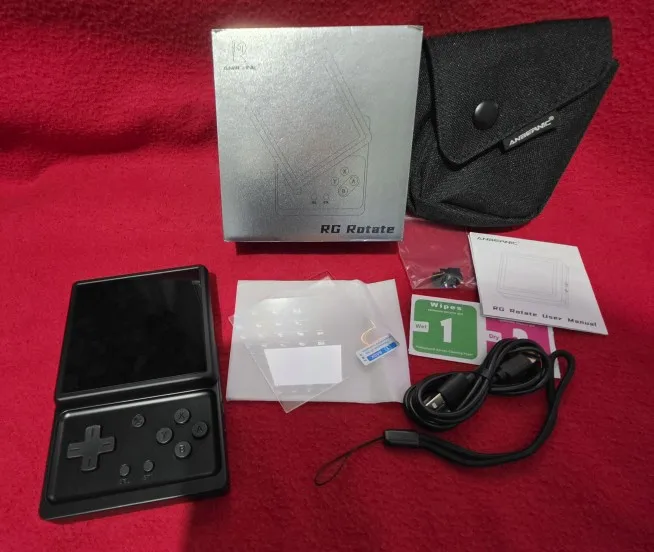 Customer photo for Pocket Pivot Android Gaming Handheld – RG Rotate — Gearfinch