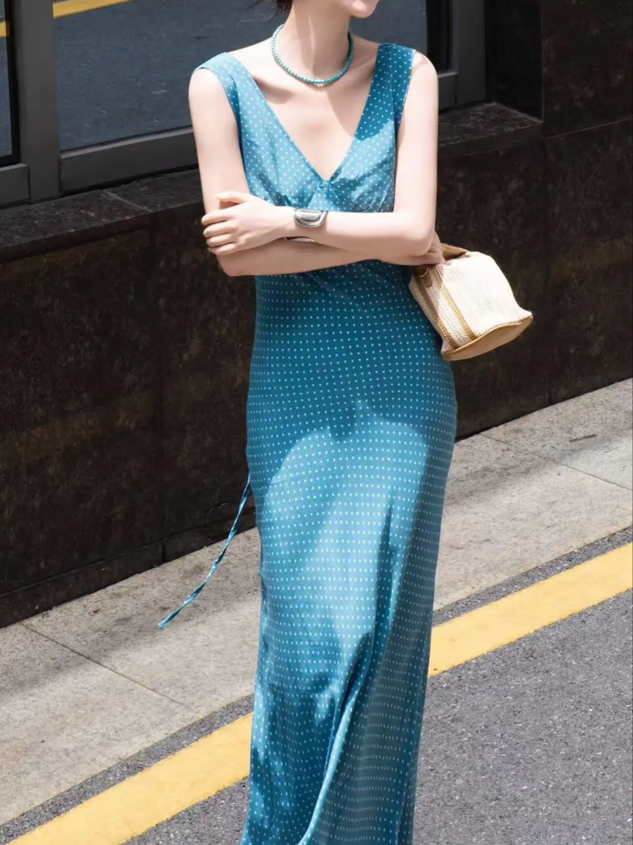 Elegant Print Sexy Deep V-Neck Slant Cut Sleeveless 100% Silk Dress