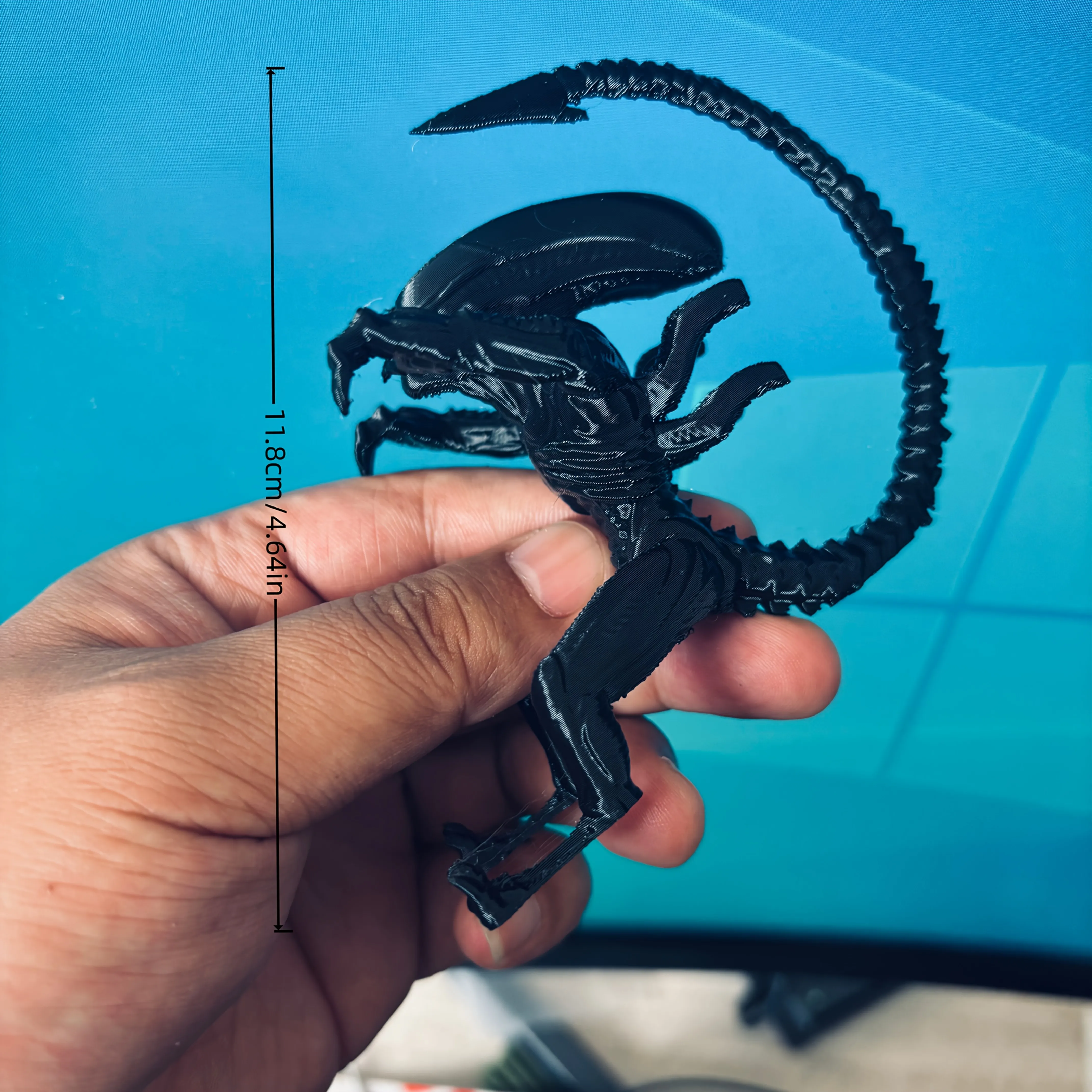 1 Stück Alien-Bildschirmdekoration, Computerbildschirm-Ornament, Sci-Fi-Film-Merchandise, Ausgefallenes Desktop-Geschenk, Alien-Gesicht umarmende Kreatur Bildschirmdekoration. Monitor-Dekoration, Lustiges Stressabbau-O – Detail 3