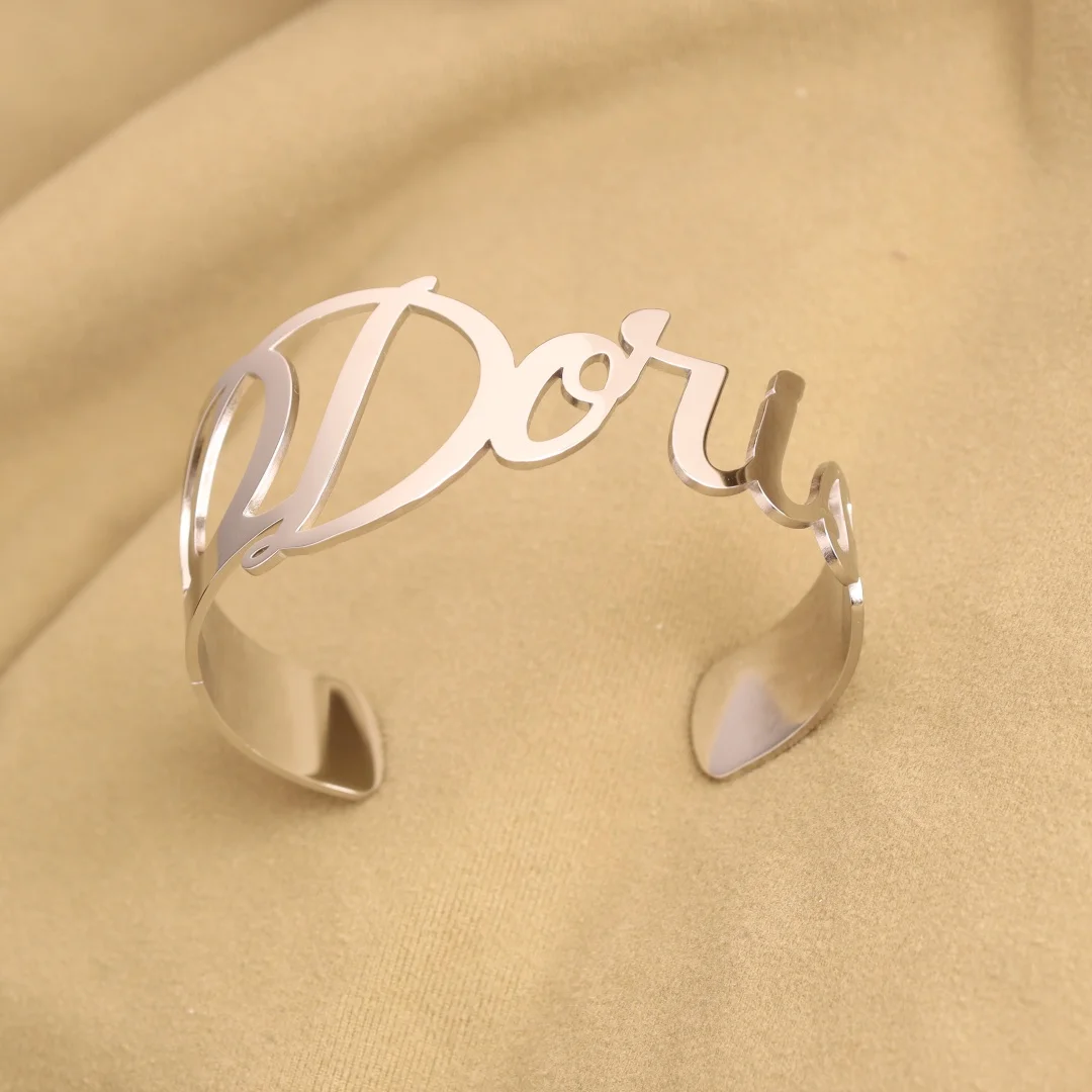 

Женский большой браслет в стиле панк из нержавеющей стали, индивидуальное имя, персонализированные золотые украшения, рождественский подарок, металл, новинка 2023, новинка