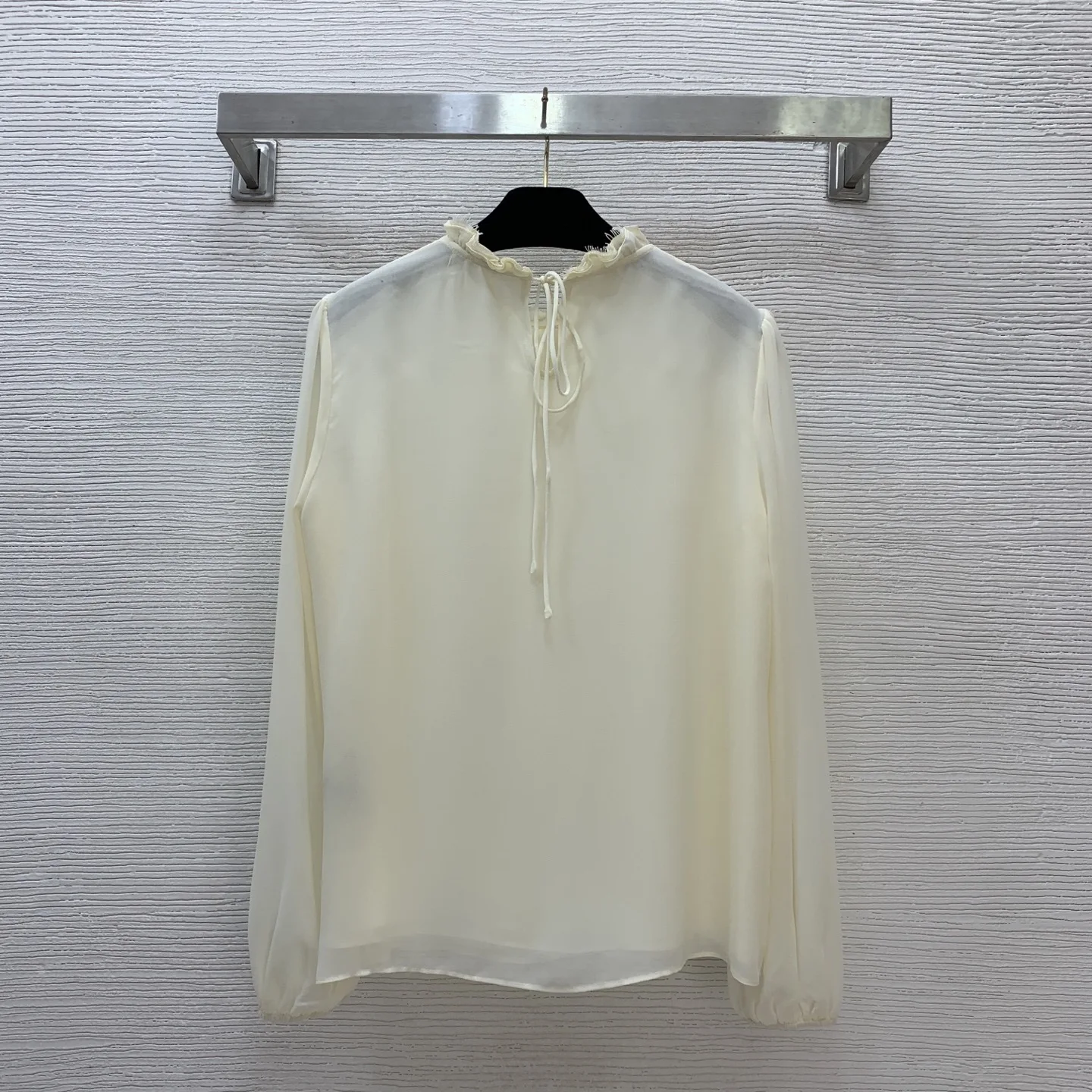 

Осенняя осень 2025г! Шифоновая рубашка с длинными рукавами на заказ — стильная драпировка, универсальная и дышащая, идеально подходит для слоев и прогулок