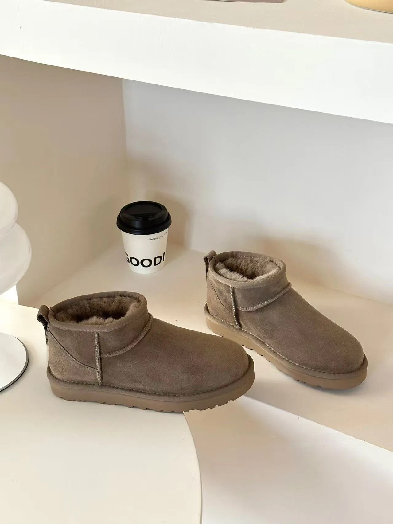 Stivaletti da neve da donna, modello mini, in ecopelle scamosciata, con fodera soffice, stivaletti alla caviglia, caldi e antiscivolo per l'inverno, stivaletti da neve corti, disponibili in diversi