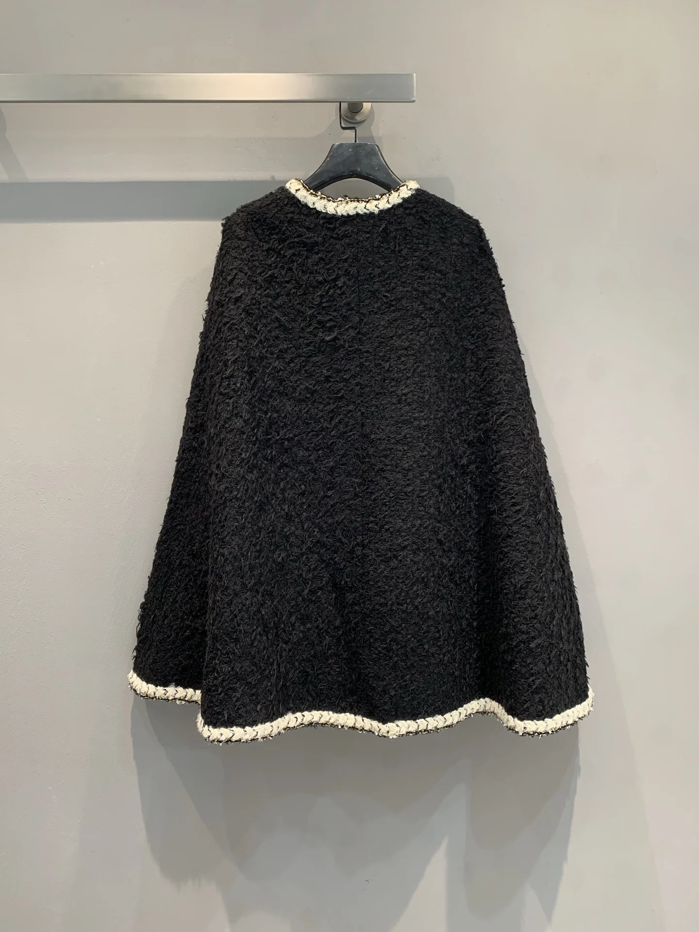 

Высокое качество, осенне-зимний женский повседневный модный плащ с круглым вырезом и пуговицами в стиле пэчворк, винтажный плащ с карманами J053Q