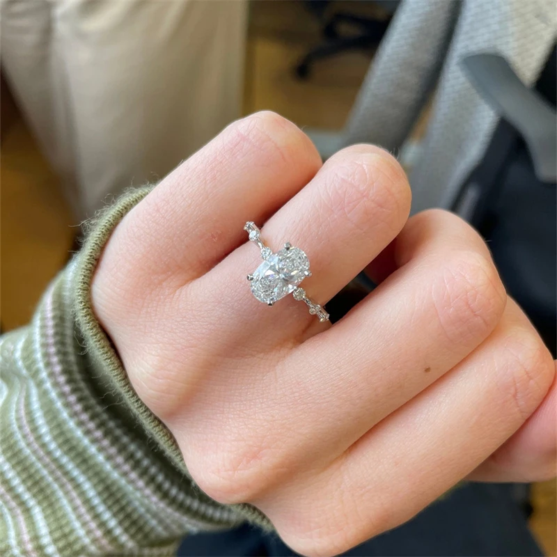 

RandH 2.5ct 10*7mm Elongate Oval D Color VVS Moissanite Vintage 18K Solid White Gold Half Band Engagement Fine Jewelry Ring Gift