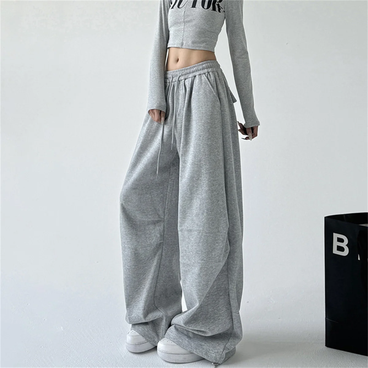 2025 New Harajuku Wide Leg Sweatpants Women Streetwear Baggy Oversize Gray Sports Pants Woman Drawstring Casual Joggers Trousers