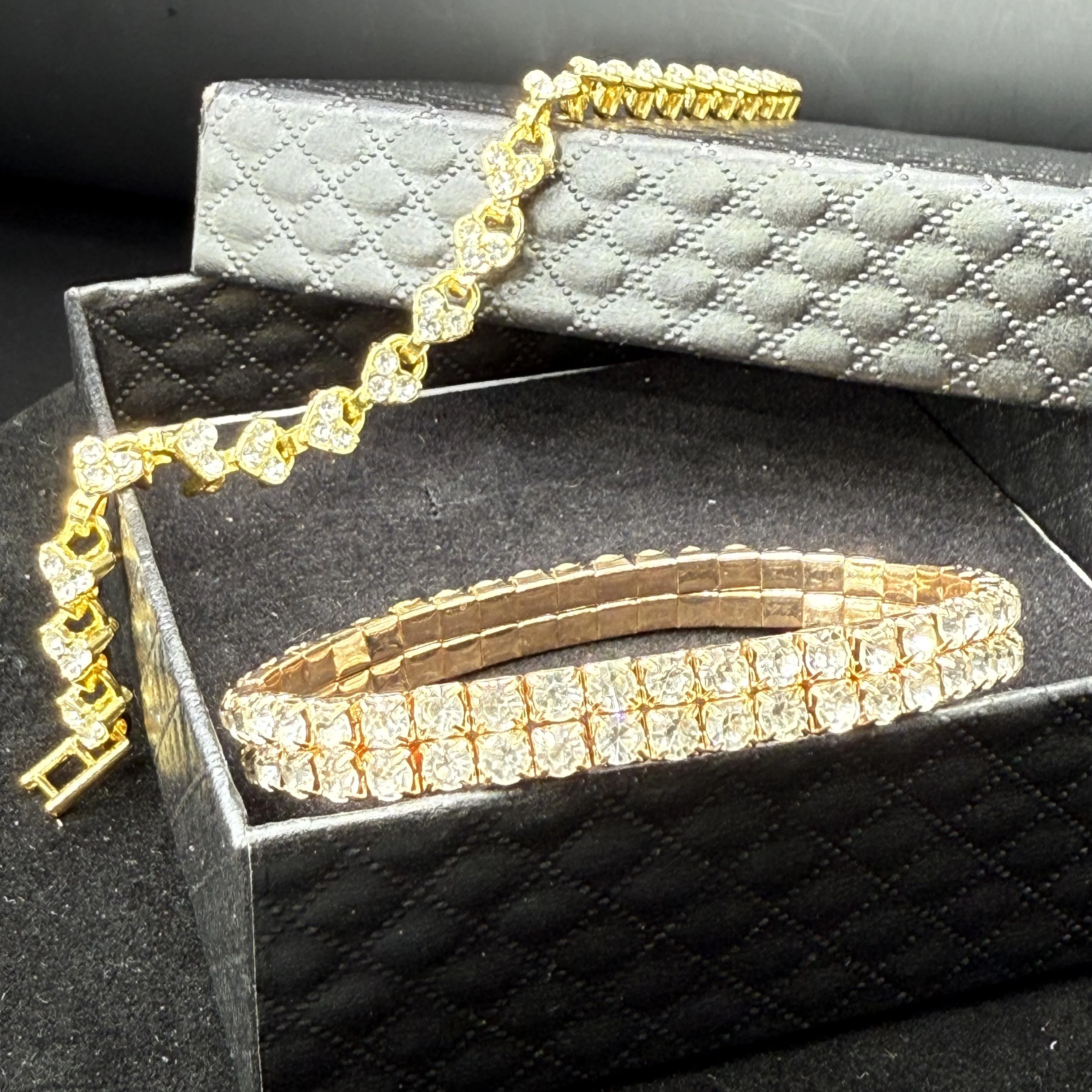 طقم سوار نسائي مكون من قطعتين سوار على شكل قلب + سوار زركونيا مزدوج الصف. أسلوب الحد الأدنى. مثالية لهدايا الهالوين #2