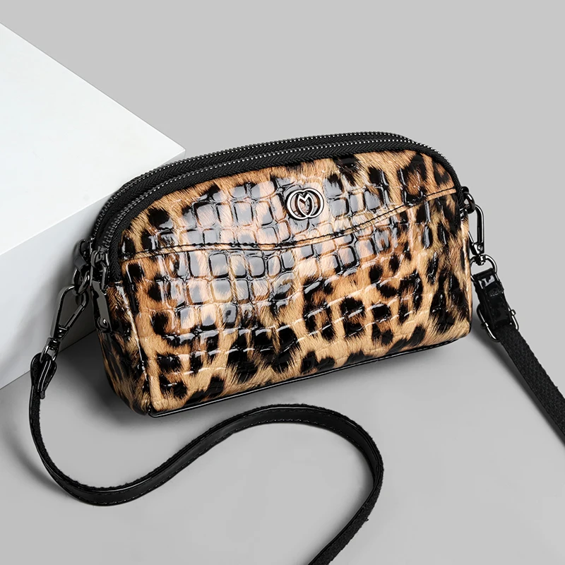 

Trendy Leopard Pattern Embossed Handbag Women’s Mini Shoulder Crossbody Bag Stylish Square Bag