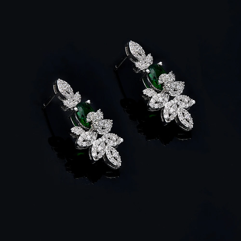 

Dubai Popular Hot Sale Zirconia 4 Piece Luxury Bridal Jewellery Set CZ Fashion Women's Wedding Sets Necklace and Earrings Sets