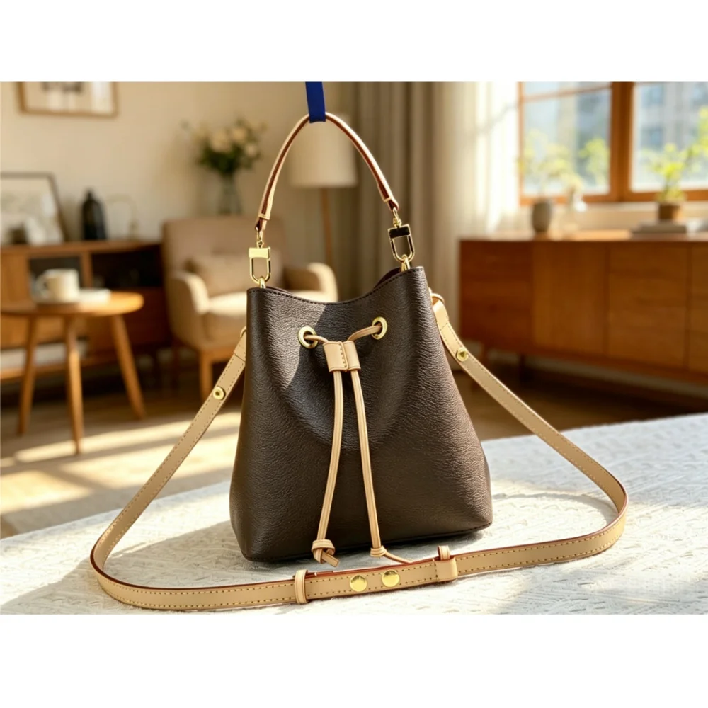

2026 Size: 20x20x13 cm no box New Model - Versatile and Fashionable PU Leather Bag - Durable,High-Quality and Affordable