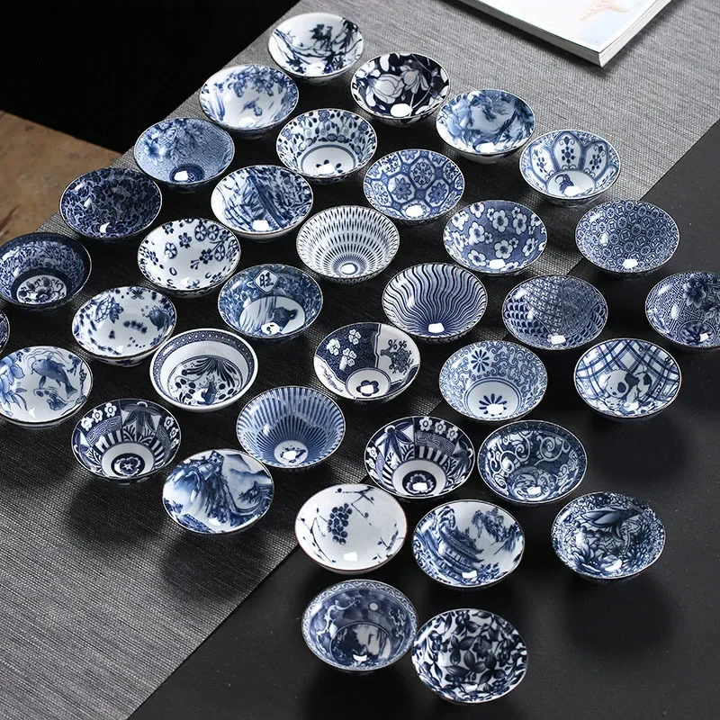 Niebiesko-biała porcelanowa filiżanka chiński Kung Fu miseczka na herbatę dla Puer ceramiczne Atique Glaze mistrzowski puchar kuchnia zestaw herbaty akcesoria — zdjęcie 2
