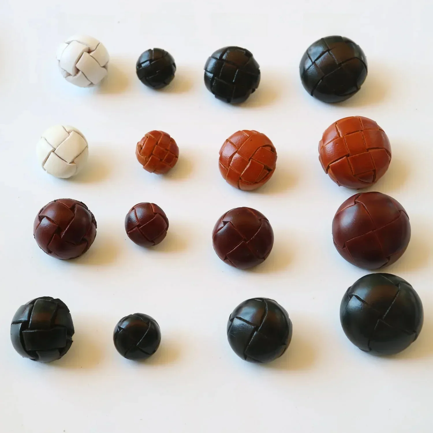 Boutons recouverts de cuir véritable, 6 pièces/lot, 15/19/21/23/26mm, bouton en cuir beige noir marron de haute qualité pour manteaux, boucle de veste