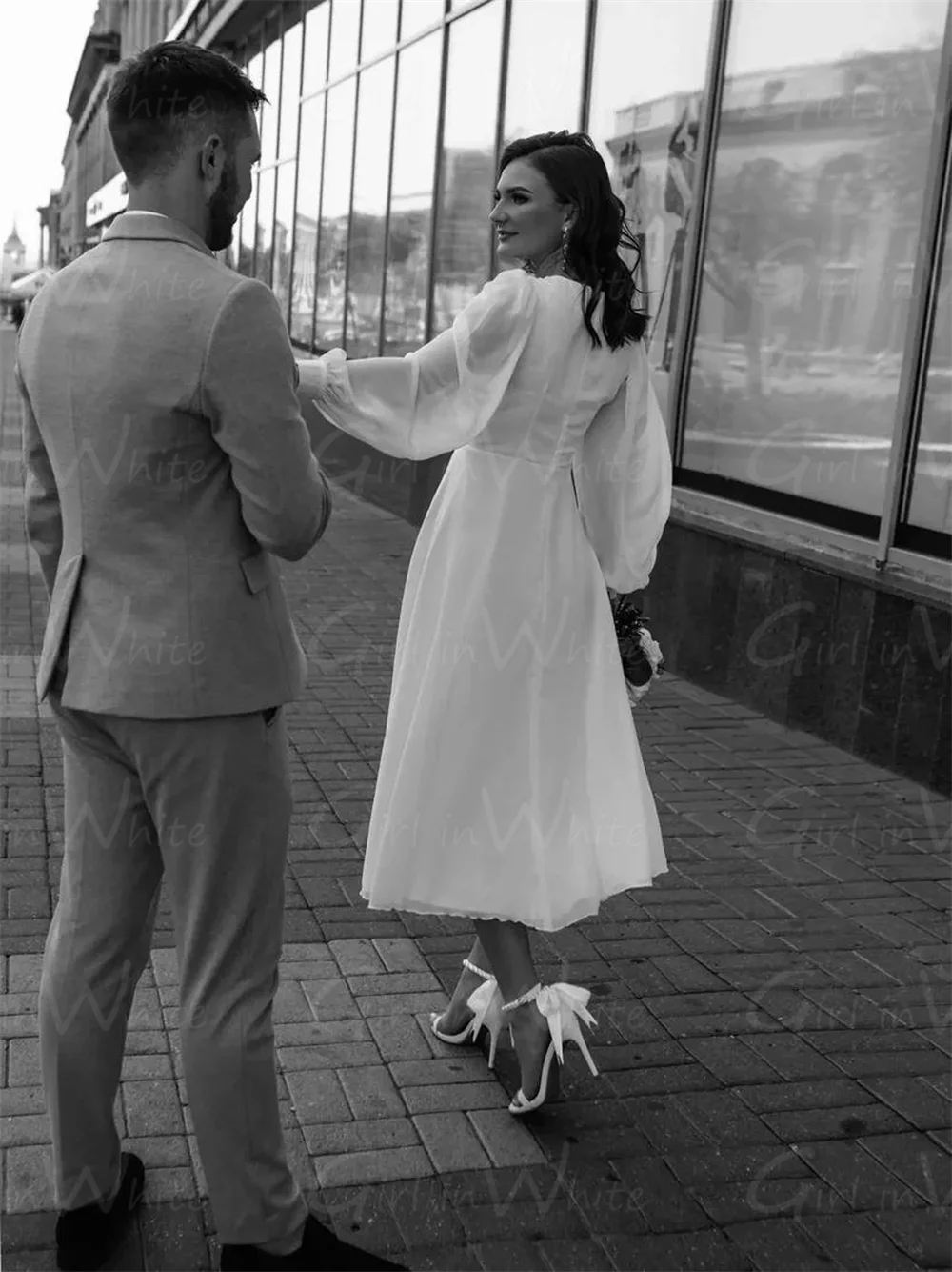 A Line Chiffon Wedding Dresses Long Lantern Sleeves Bridal Gown V-Neck Bride Robe Illusion customized Robe De Mariage Nouveauté